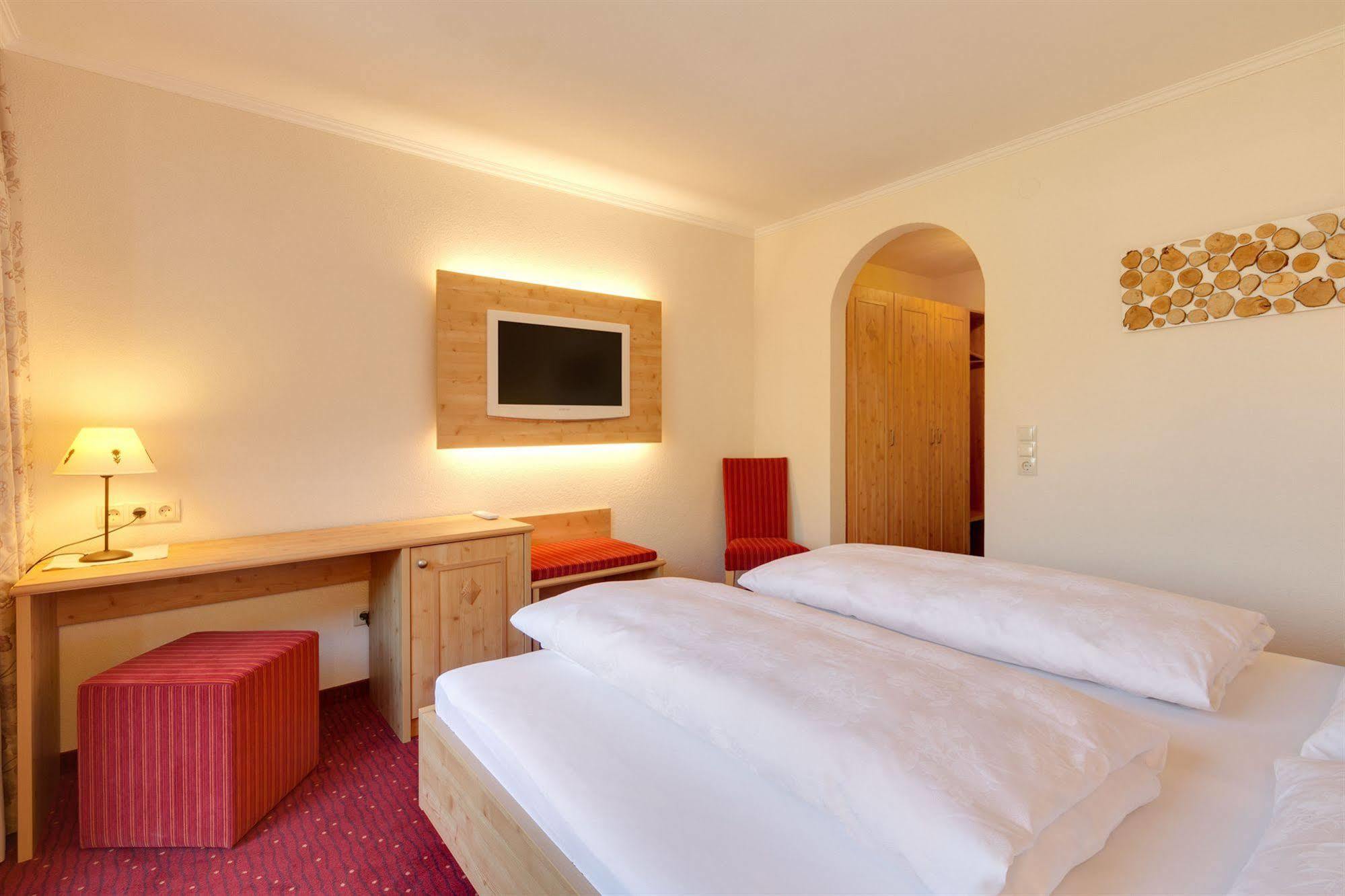 Hotel Nova 사슈른 외부 사진